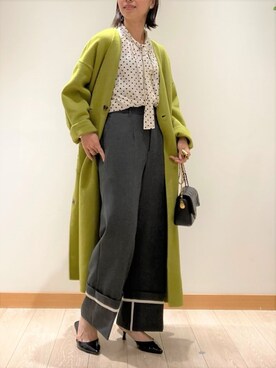 「カラーコート」｜「アイテム（ノーカラーコート）」を使った、FREDY&GLOSTER stylingさん（レディース・154cm）の秋コーディネート