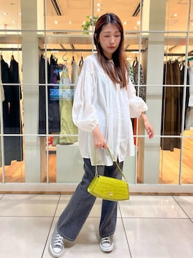 「イエローバッグ」｜FREDY&GLOSTER stylingさん（レディース・160cm）の春コーディネート