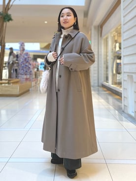 「ロールアップ」｜「アイテム（スラックス）」を使った、FREDY&GLOSTER stylingさん（レディース・156cm）の冬コーディネート