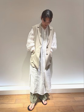 「トングサンダル」｜「アイテム（シャツワンピース）」を使った、FREDY&GLOSTER stylingさん（レディース・160cm）の春コーディネート