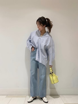 「andrea cardone（アンドレアカルドネ）のアイテム（バッグ）」を使った、FREDY&GLOSTER stylingさん（レディース・160cm）の冬コーディネート