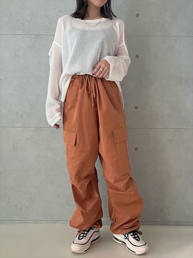 「アイテム（カーゴパンツ、イエロー系）」を使った、FREDY&GLOSTER stylingさん（レディース・160cm）の夏コーディネート