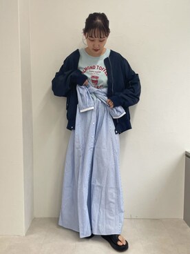「ブルーコーデ」｜「アイテム（MA-1）」を使った、FREDY&GLOSTER stylingさん（レディース・160cm）の春コーディネート