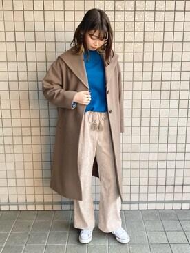 「ブルーニット」｜「アイテム（その他アウター）」を使った、FREDY&GLOSTER stylingさん（レディース・160cm）の冬コーディネート