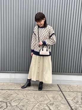 「cache cache（カシュ カシュ）のアイテム（ボストンバッグ）」を使った、FREDY&GLOSTER stylingさん（レディース・160cm）の秋コーディネート