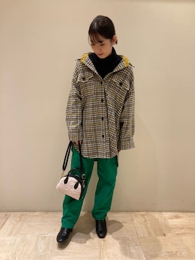 「cache cache（カシュ カシュ）のアイテム（ボストンバッグ）」を使った、FREDY&GLOSTER stylingさん（レディース・160cm）の秋コーディネート