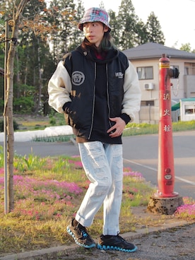 「VERSACE（ヴェルサーチ）のアイテム（ジャケット/アウター）」を使った、ゆういさん（メンズ・181cm）の春コーディネート