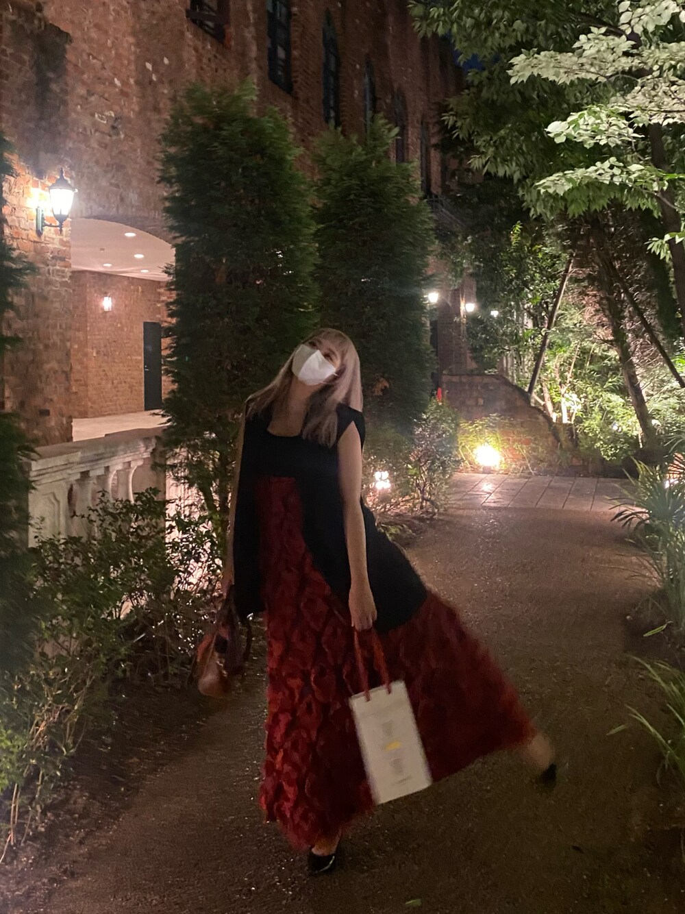 「大人女子、ootd、低身長女子、大人コーデ、birthday、ZARA、yeer、ドレス、dress、ジレ、ジレスタイル、ワンピース、sy_ootd、フォロー、イイネ、お気に入り登録お願いします♡、instagram:sh_u41z」｜「yeerのアイテム（ドレス、レッド系）」を使った、sshuuさん（レディース・154cm）の秋コーディネートの1枚目の写真