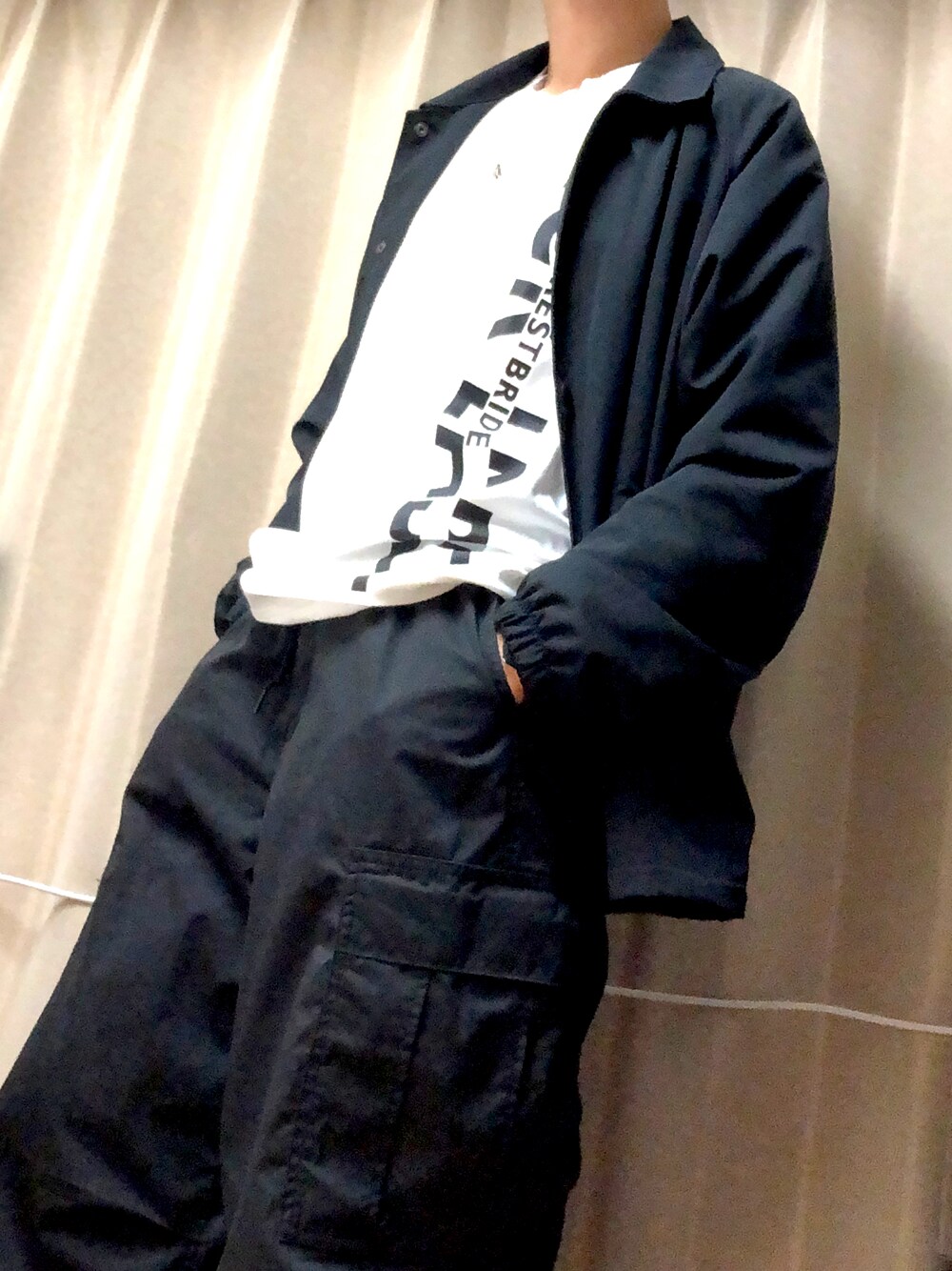「秋🍁コーデ、シンプル、モノトーン、GU、ユニクロ、blacklabel」｜「BlackLabelのアイテム（Tシャツ/カットソー、ホワイト系）」を使った、あぱっちさん（メンズ・172cm）の秋コーディネートの1枚目の写真