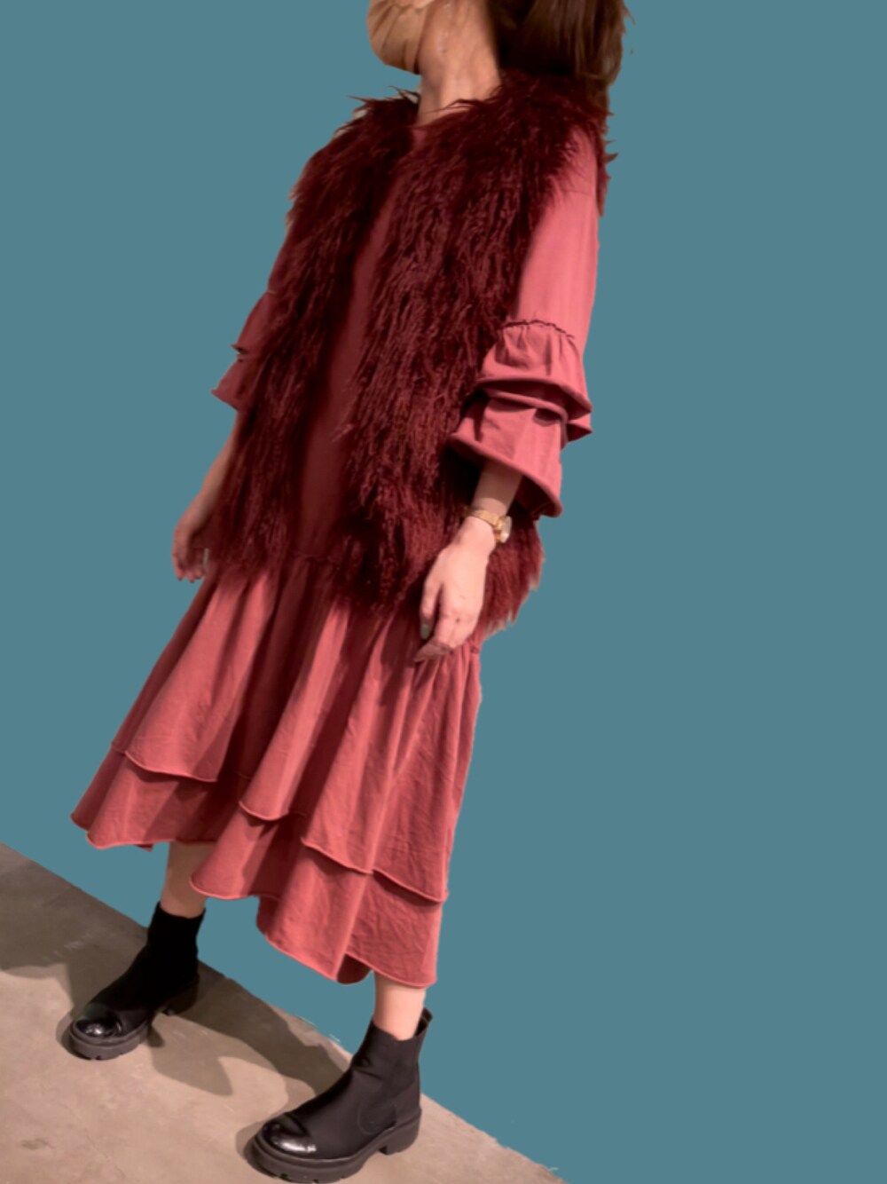 「オトナカジュアル、ファーベスト、ピンク、大人ガーリー、厚底ブーツ、ZARA、ZARAコーデ」｜「ZARAのアイテム（ブーツ、ブラック系）」を使った、azureさん（レディース・160cm）の秋コーディネートの1枚目の写真