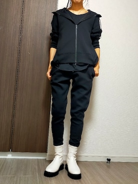 「プラスJ」｜「アイテム（スウェットパンツ）」を使った、RISAさん（レディース・165cm）の秋コーディネート