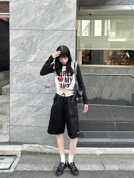 「アイテム（チノパンツ）」を使った、桃さん（レディース・164cm）の夏コーディネート