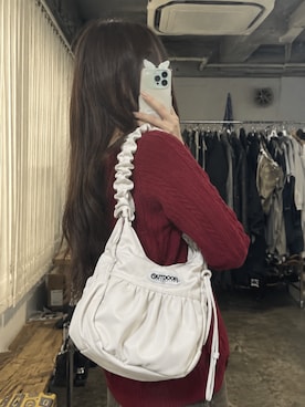 「GENERAL IDEA（ジェネラルアイデア）のアイテム」を使った、迎　稀羅莉さん（レディース・160cm）の秋コーディネート