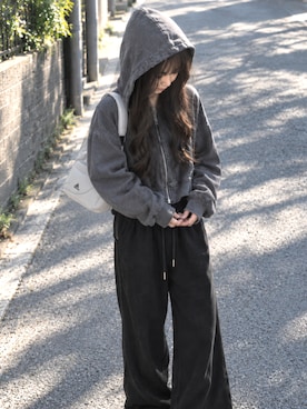「Chick（チック）のアイテム」を使った、迎　稀羅莉さん（レディース・160cm）の秋コーディネート