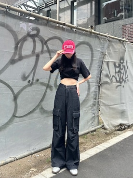 「アイテム（スニーカー）」を使った、桃さん（レディース・164cm）の夏コーディネート