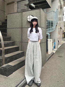 「アイテム（スウェットパンツ）」を使った、桃さん（レディース・164cm・20代）の夏コーディネート
