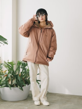 「AIM（エイム）のアイテム」を使った、桃さん（レディース・164cm）の秋コーディネート