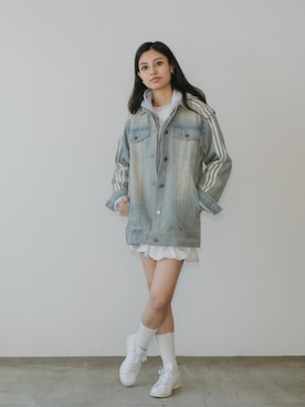「アイテム（デニムジャケット）」を使った、桃さん（レディース・164cm）の秋コーディネート