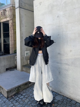 「Calvin Klein（カルバン・クライン）のアイテム」を使った、桃さん（レディース・164cm）の春コーディネート