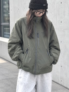 「LOS ANGELES APPAREL（ロサンゼルスアパレル）のLOS ANGELES APPAREL/ロサンゼルスアパレル Heavy Fleece Sweat pant 14oz スーパーヘビー スウェットパンツ（スウェットパンツ、ホワイト系）」を使った、迎　稀羅莉さん（レディース・160cm）の秋コーディネート