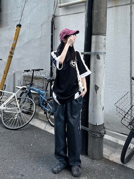 「アイテム（チノパンツ）」を使った、桃さん（レディース・164cm）の秋コーディネート