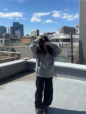 「Calvin Klein（カルバン・クライン）のアイテム」を使った、桃さん（レディース・164cm）の春コーディネート