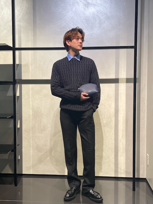 エンポリオアルマーニ　ツータックスラックス　イタリア製　バージンウール エンポリオアルマーニ ツータックスラックス イタリア製