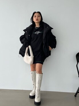 「EMODA（エモダ）のアイテム（ベスト）」を使った、市川あん(EMODA)さん（レディース・153cm）の夏コーディネート