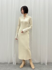ラナブレンドワンピース セール】フロントジップVネックフレアワンピース（ワンピース