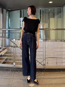 「LAGUNAMOON（ラグナムーン）の【Leeコラボ】セミワイドベルトデニムパンツ（Denim pants、ブルー系）」を使った、MASAKI KISEさん（レディース・168cm）の春コーディネート