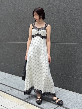 「LAGUNAMOON（ラグナムーン）のレーストリムドットキャミワンピース（ワンピース、ホワイト系）」を使った、MASAKI KISEさん（レディース・168cm）の夏コーディネート