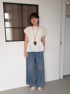 「LOWRYS FARM（ローリーズファーム）のイージーバギーデニム　601067（デニムパンツ、ブルー系）」を使った、pecoさん（レディース・165cm）の春コーディネート
