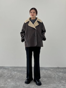 「アイテム（ムートンコート）」を使った、pecoさん（レディース・165cm）の秋コーディネート