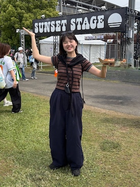 「LOWRYS FARM（ローリーズファーム）のレーストライアングルスカーフ 652444（バンダナ/スカーフ、ブラック系）」を使った、pecoさん（レディース・165cm）の春コーディネート