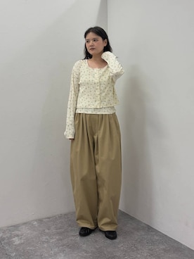 「LOWRYS FARM（ローリーズファーム）のモカシンビットローファー 1064725（ローファー、ブラック系）」を使った、pecoさん（レディース・165cm）の秋コーディネート