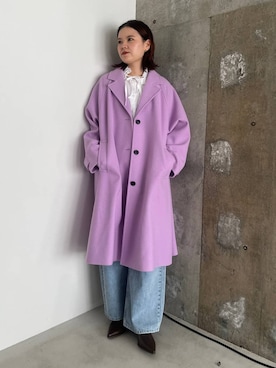 「アイテム（チェスターコート、パープル系）」を使った、pecoさん（レディース・165cm）の秋コーディネート