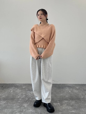 「アイテム（スウェットパンツ）」を使った、pecoさん（レディース・165cm）の秋コーディネート