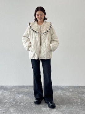 「アイテム（サンダル、ブラック系）」を使った、pecoさん（レディース・165cm）の秋コーディネート