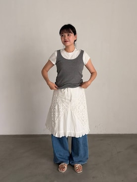 「LOWRYS FARM（ローリーズファーム）のＢＡＳＩＣシアータンク 1042099（タンクトップ、グレー系）」を使った、pecoさん（レディース・165cm）の夏コーディネート