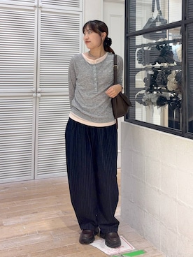 「LOWRYS FARM（ローリーズファーム）のアイテム（その他パンツ）」を使った、Manaさん（レディース・158cm）の秋コーディネート