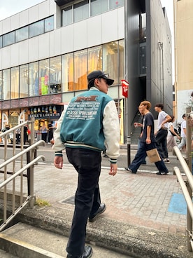 「秋」｜「アイテム（スタジャン）」を使った、TakeOGさん（メンズ・175cm）の秋コーディネート