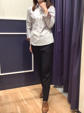 「アイテム（ビジネスシャツ、ベージュ系）」を使った、BRICK HOUSE by Tokyo Shirts 盛岡南イオンモール店さん（レディース・161cm）の秋コーディネート