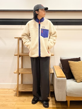 「URBAN RESEARCH DOORS（アーバンリサーチドアーズ）のpatagonia　MS CLASSIC RETRO-X JACKET（テーラードジャケット、ベージュ系）」を使った、小林優介さん（メンズ・177cm）の秋コーディネート