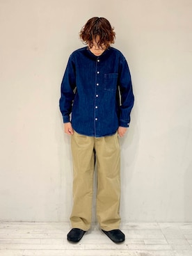 「FORK&SPOON（フォークアンドスプーン）のFORK&SPOON　フレンチドリルピグメントチノパンツ（その他パンツ）」を使った、suke さん（メンズ・177cm）の春コーディネート