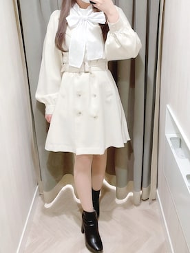 「アイボリー」｜「アイテム（トレンチコート）」を使った、norika🌙🤍さん（レディース・158cm）の春コーディネート