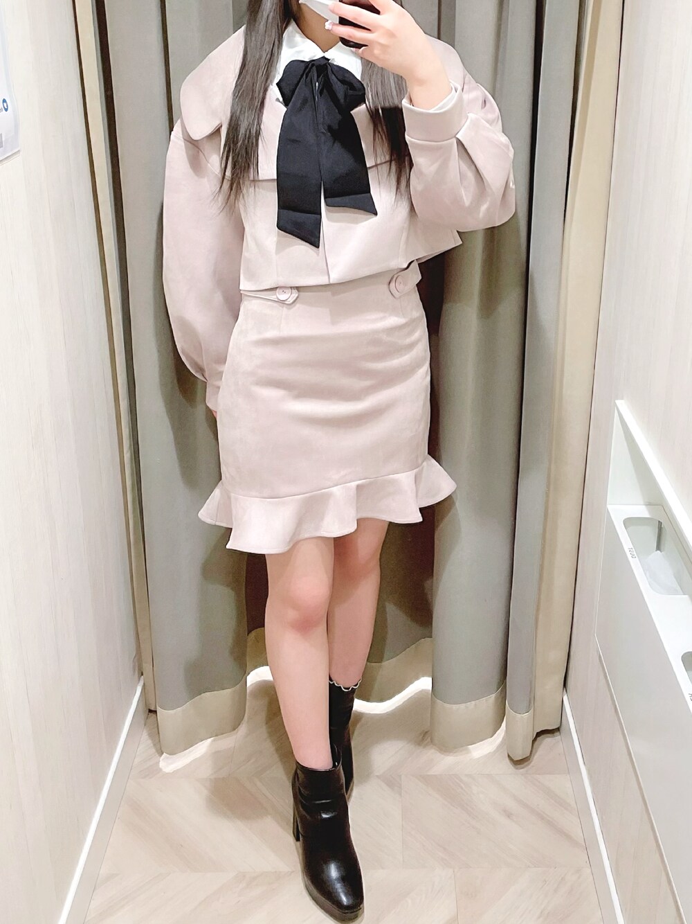 「titty&Co.、titty&co.PETIT、今日のコーデ、大人カジュアル、低身長、春、春コーデ、セットアップ、ピンクコーデ、ガーリー、ガーリーコーデ、韓国ファッション、量産型、休日コーデ、スカート」｜「TITTY&CO.のビッグカラーショートジャケット（その他アウター、ピンク系）」を使った、norika🌙🤍さん（レディース・158cm）の冬コーディネートの1枚目の写真
