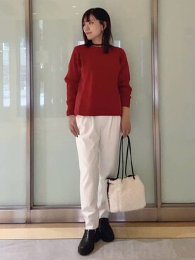 「INDIVI（インディヴィ）の【洗える／選べる8色】トーンアップニット（ニット/セーター、レッド系）」を使った、mayutaさん（レディース・158cm）の秋コーディネート