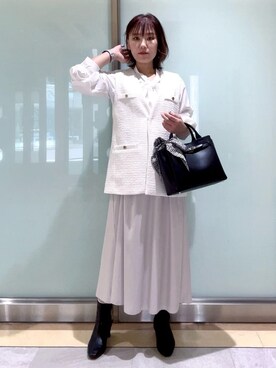 「INDIVI（インディヴィ）の【2点セット／洗える】ツイードジレ＆ボウタイブラウス（その他トップス、ホワイト系）」を使った、mayutaさん（レディース・158cm）の冬コーディネート