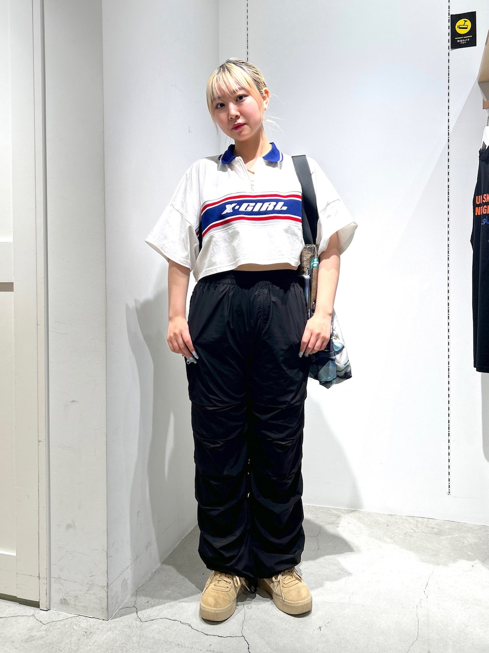 「Xgirl_ootd、xgirl、xgirl ootd、xgirljp、x-girl、x-girl_ootd、ルーズパンツ、ハーフジップ、トートバッグ、ポロシャツ」｜「X-girlのLOOSE FIT TUCK PANTS（その他パンツ、ブラック系）」を使った、あんなさん（レディース・157cm）の夏コーディネートの1枚目の写真