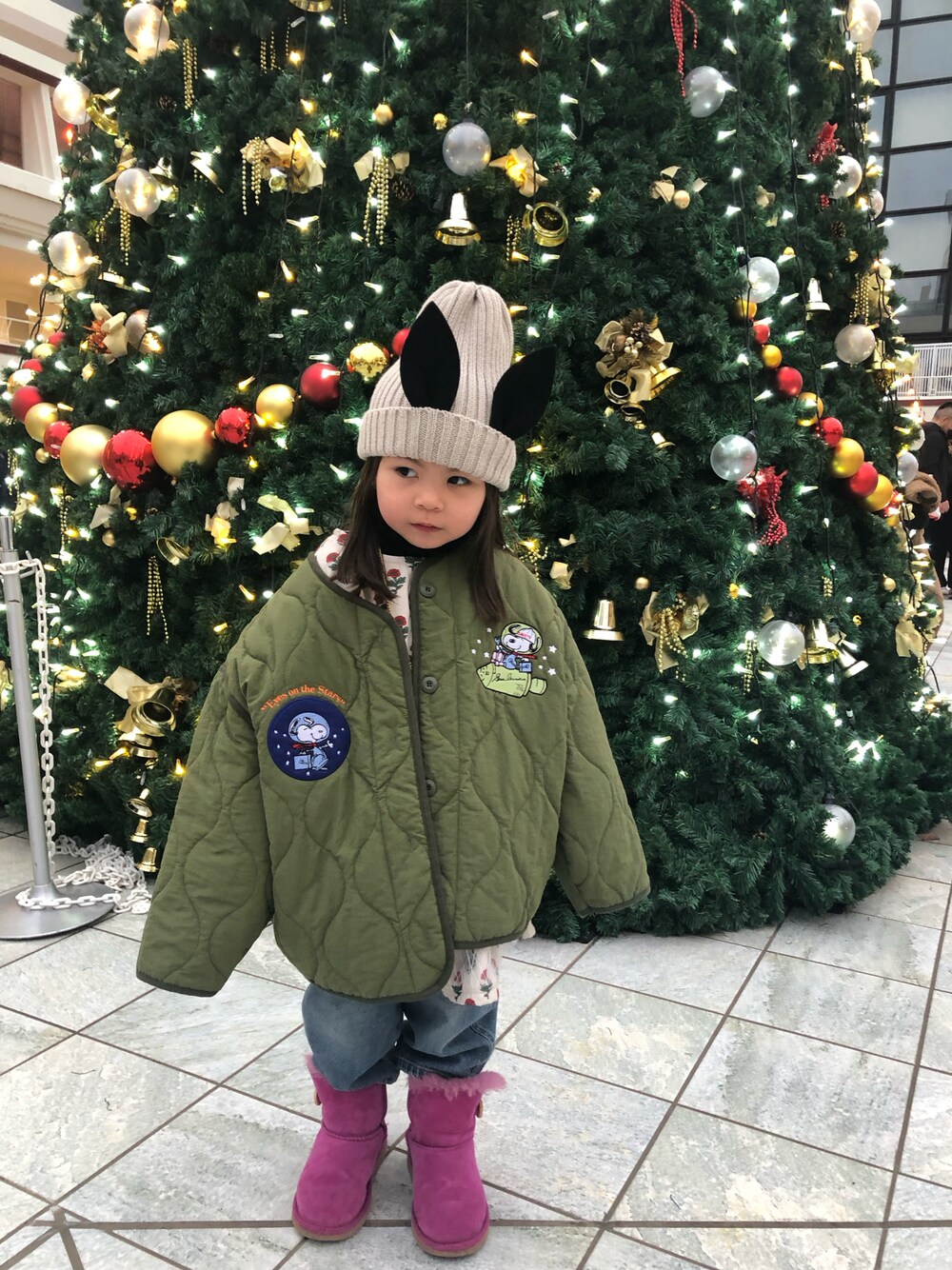 「キルティングジャケット、冬コーデ、elfinfolk、UGG、ＳＮＯＯＰＹ、ブーツ」｜「UGGのアイテム（ブーツ、パープル系）」を使った、himi0606さん（キッズ・100cm）の冬コーディネートの1枚目の写真